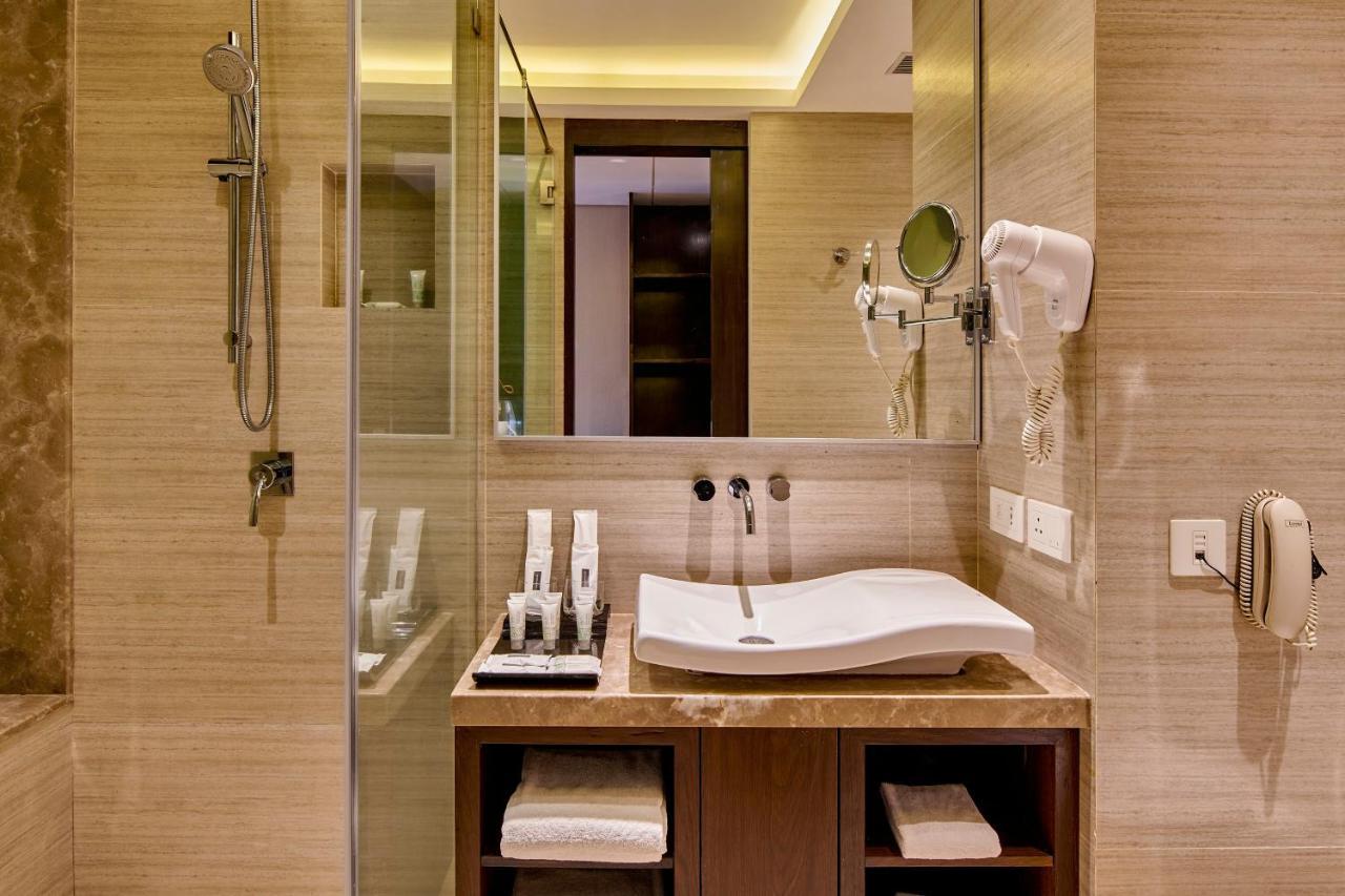 Goldfinch Hotel Mumbai Kültér fotó