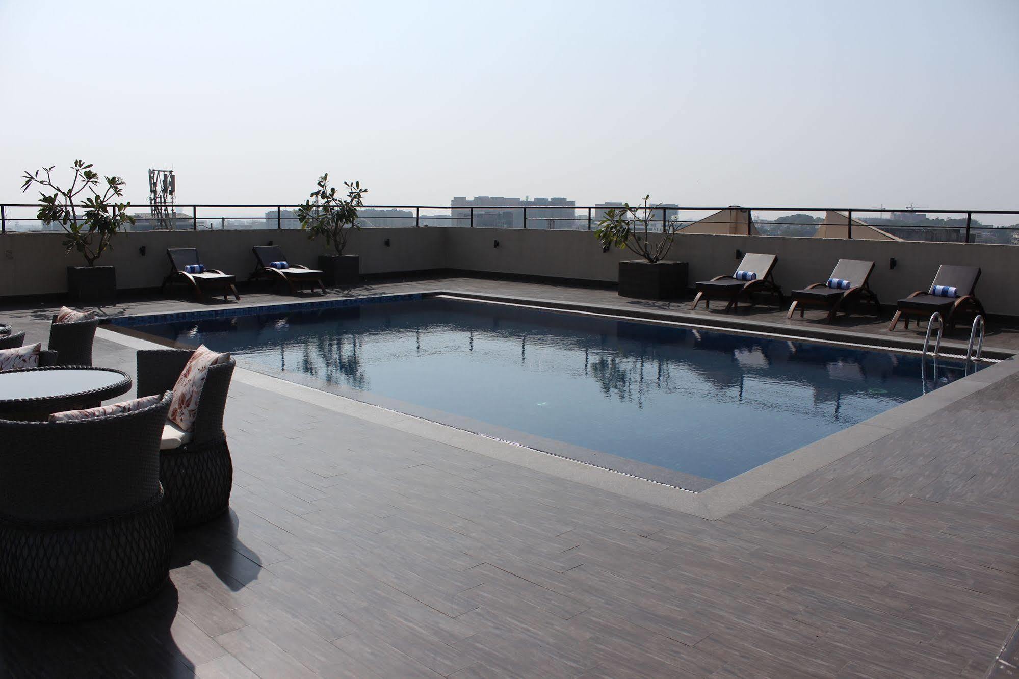 Goldfinch Hotel Mumbai Kültér fotó